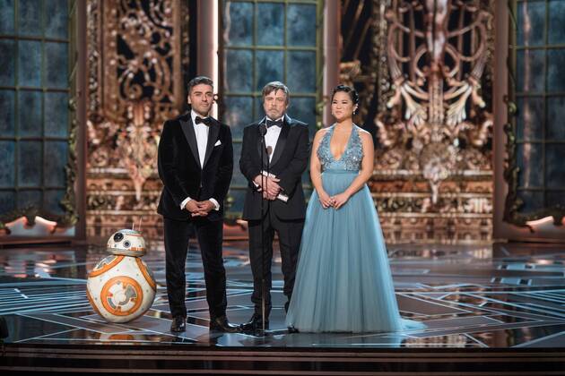 BB-8, Oscar Isaac, Mark Hamill and Kelly Marie Tran present the Oscar for Best animated short film during the live ABC Telecast of The 90th OscarsÂ® at the DolbyÂ® Theatre in Hollywood, CA on Sunday, March 4, 2018.  Copyright: xAaronxPoolex 33546_422PLX