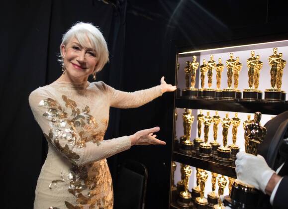 Helen Mirren backstage during the live ABC Telecast of The 90th OscarsÂ® at the DolbyÂ® Theatre in Hollywood, CA on Sunday, March 4, 2018.  Copyright: xMattxPetitx 33546_430PLX