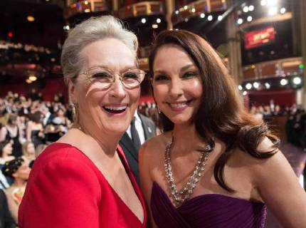 Meryl Streep and Ashley Judd attend the live ABC Telecast of The 90th OscarsÂ® at the DolbyÂ® Theatre in Hollywood, CA on Sunday, March 4, 2018.  Copyright: xPhilxMcCartenx 33546_485PLX