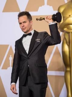 Mar 4, 2018 - Hollywood, California, U.S. - SAM ROCKWELL poses backstage with the Oscar for performance by an actor in a supporting role, for work on Three Billboards Outside Ebbing, Missouri during the live ABC Telecast of The 90th Oscars at the Dolby Theatre in Hollywood. Hollywood U.S. - ZUMAz03_ 20180304_shf_z03_631 Copyright: xMichaelxBakerx