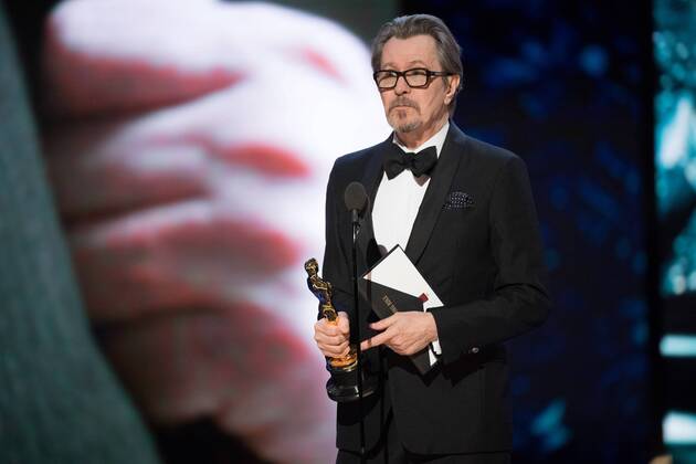 Gary Oldman accepts the Oscar for performance by an actor in a leading role for work on Darkest Hour during the live ABC Telecast of the 90th OscarsÂ® at the DolbyÂ® Theatre in Hollywood, CA on Sunday, March 4, 2018.  Copyright: xAaronxPoolex 33546_625PLX