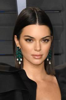 2018 Vanity Fair Oscar Party a Los Angeles. 04 March 2018 - Los Angeles, California - Kendall Jenner. 2018 Vanity Fair Oscar Party following the 90th Academy Awards held at the Wallis Annenberg Center for the Performing Arts. Photo Credit: Birdie Thompson AdMedia 224702 2018-03-04 CA Los Angeles Etats-Unis  Copyright: xBirdiexThompson AdMediax STAR_224702_222