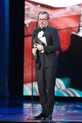 Gary Oldman accepts the Oscar for performance by an actor in a leading role for work on Darkest Hour during the live ABC Telecast of the 90th OscarsÂ® at the DolbyÂ® Theatre in Hollywood, CA on Sunday, March 4, 2018.  Copyright: xJohnxFarrellx 33546_718PLX