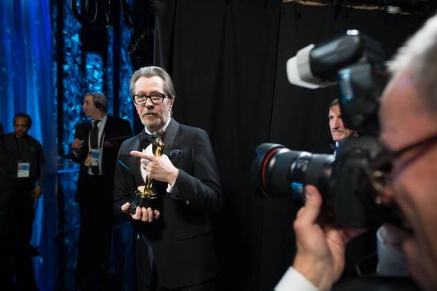 Gary Oldman poses backstage with the Oscar for performance by an actor in a leading role, for work on Darkest Hour during the live ABC Telecast of The 90th OscarsÂ® at the DolbyÂ® Theatre in Hollywood, CA on Sunday, March 4, 2018.  Copyright: xMattxPetitx 33546_786PLX
