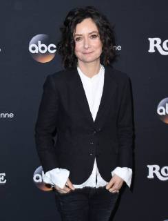 March 23, 2018 - Burbank, CA, U.S. - 23 March 2018 - Burbank, California - Sara Gilbert. Roseanne Premiere Event held at Walt Disney Studios. Photo Credit: AdMedia Burbank U.S. - ZUMAa123 20180323_zaa_a123_068 Copyright: xBirdiexThompsonx