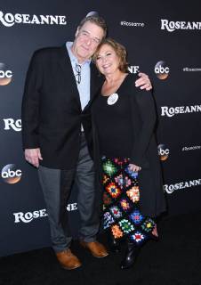 March 23, 2018 - Burbank, CA, U.S. - 23 March 2018 - Burbank, California - John Goodman, Roseanne Barr. Roseanne Premiere Event held at Walt Disney Studios. Photo Credit: AdMedia Burbank U.S. - ZUMAa123 20180323_zaa_a123_010 Copyright: xBirdiexThompsonx