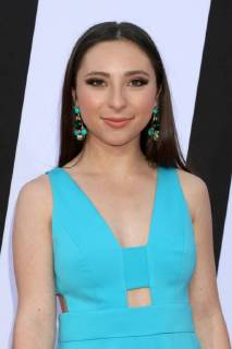 LOS ANGELES - APR 3: Ava Cantrell at the Blockers Premiere at Village Theater on April 3, 2018 in Westwood, CA  Copyright: xKathyxHutchinsx xIPAx xHutchinsxPhotox