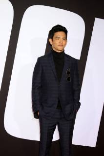 LOS ANGELES - APR 3: John Cho at the Blockers Premiere at Village Theater on April 3, 2018 in Westwood, CA  Copyright: xKathyxHutchinsx xIPAx xHutchinsxPhotox