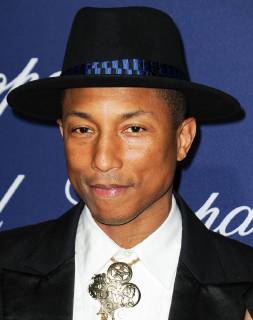 Pharrell Williams arriving at the Palm Springs International Film Festival Awards Gala in Palm Springs, California - Jan 2, 2017 - PSIFF Gala 2017, Palm Springs California United States Palm Springs Convention Center  Copyright: xLuMarx h_00369518