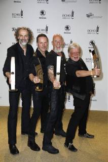 Award Winner Santiano at the ECHO POP Awards on 12.04.2018 in Berlin ECHO POP Awards 2018 in Berlin Winner Price winner Pressroom