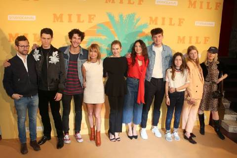 Wael Sersoub - Matthias Dandois - Axelle Laffont - Marie Josee Croze - Virginie Ledoyen - Victor Meutelet CELEBRITES : Avant Premiere Milf - Paris - 17 04 2018 MichaelBaucher Panoramic 