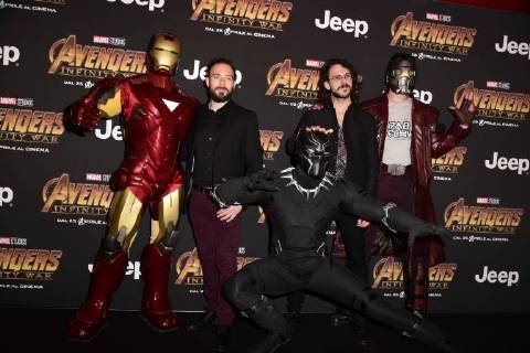 Bilder des Tages Milano, Prima del film Avengers Infinity Wars Nella foto: The Jakal  Copyright: xSimonaxChiocciax xSimonaxChiocciaxFotosickix