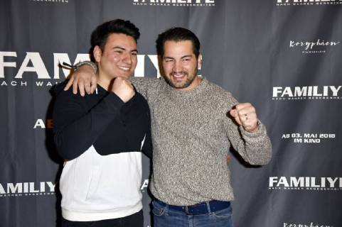 Bülent Sharif with guest at the premiere of the movie Familiye at Cinemaxx Potsdamer Platz Berlin 26 04 2018 Foto:xN.xKubelkax xFuturexImage