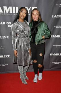 Schwesta Ewa with accompaniment at the premiere of the movie Familiye at Cinemaxx Potsdamer Platz Berlin 26 04 2018 Foto:xN.xKubelkax xFuturexImage