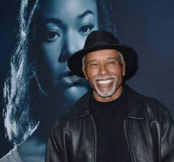 Cast member Damien Leake attends the special screening of the motion picture thriller Breaking In at the ArcLight Cinema Dome in the Hollywood section of Los Angeles on May 1, 2018. Storyline: A woman fights to protect her family during a home invasion.  LAP2018050143 JIMxRUYMEN