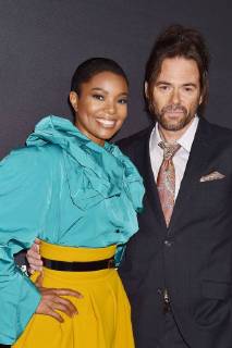 Gabrielle Union and William Billy Burke The Two Actors at the Breaking In Film Premiere on Hollywood, Los Angeles, USA, on May 1, 2018. Breaking In Film Premiere in Hollywood Los Angeles 2018