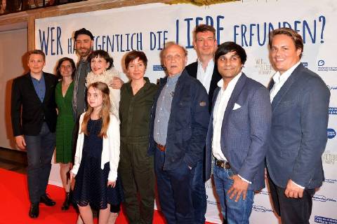 Who actually invented love Premiere on 02 05 2018 in the Lichtburg in Essen In the middle Meret Becker Annalee Ranft Kerstin Polte Karl Kranzkowski at the premiere of Who actually invented love on 02 05 2018 in the Lichtburg in Essen xJFx