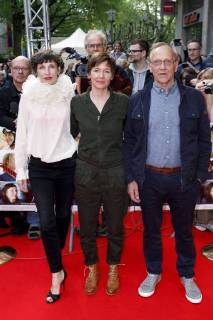 Meret Becker Kerstin Polte and Karl Kranzkowski at the premiere of the movie Who actually invented love in the Lichtburg Essen 02 05 2018 Foto:xC.xHardtx xFuturexImage