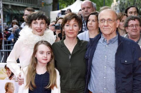 Meret Becker Annalee Ranft Kerstin Polte and Karl Kranzkowski at the premiere of the movie Who invented love in the Lichtburg Essen 02 05 2018 Foto:xC.xHardtx xFuturexImage