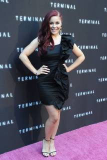 Entertainment Bilder des Tages May 8, 2018 - Hollywood, California, U.S. - Erin Robinson attends The Los Angeles Premiere of TERMINAL held at the Arclight Theater in Hollywood, California on May 8, 2018. 2018 Hollywood U.S. - ZUMAl86_ 20180508_zaf_l86_005 Copyright: xDavexLongendykex