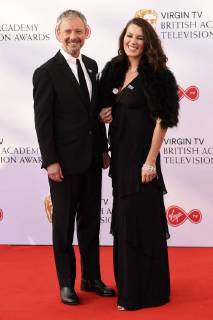 John Simm with Wife Kate Magowan at the British Academy Television Awards 2018 at the Royal Festival Hall London 13 05 2018 John Simms wife Kate Magowan  Foto:xS.xVasx xFuturexImage