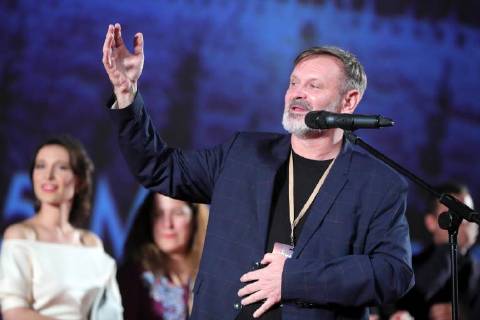Entertainment Bilder des Tages MOSCOW, RUSSIA â€“ MAY 17, 2018: Film director Sergei Mokritsky at the Moscow premiere of his fantasy film Chernovik A Rough Draft based on Russian science fiction writer Sergei Lukyanenko s novel of the same name, at the Karo 11 Oktyabr cinema. Sergei Bobylev TASS  TS07FEBC