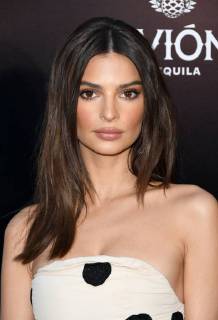 May 23, 2018 - Hollywood, CA, U.S. - 23 May 2018 - Hollywood, California - Emily Ratajkowski. . In Darkness Los Angeles Angeles Premiere held at ArcLight Hollywood . Photo Credit: AdMedia Hollywood U.S. - ZUMAa123 20180523_zaa_a123_096 Copyright: xBirdiexThompsonx