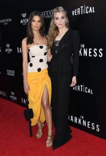 May 23, 2018 - Hollywood, CA, U.S. - 23 May 2018 - Hollywood, California - Emily Ratajkowski, Natalie Dormer . . In Darkness Los Angeles Angeles Premiere held at ArcLight Hollywood . Photo Credit: AdMedia Hollywood U.S. - ZUMAa123 20180523_zaa_a123_111 Copyright: xBirdiexThompsonx