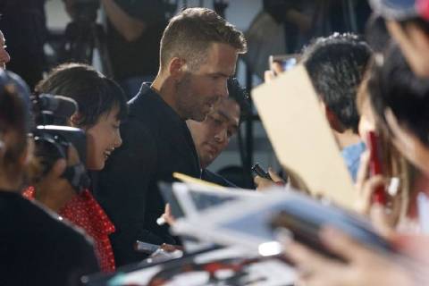 Canadian actor Ryan Reynolds signs autographs for fans during the Japan Premiere for his film Deadpool 2 on May 29, 2018, Tokyo, Japan. The second installment of the Marvel hit movie will be released in Japan on June 1st.  (gxta_DPool2jp030)
