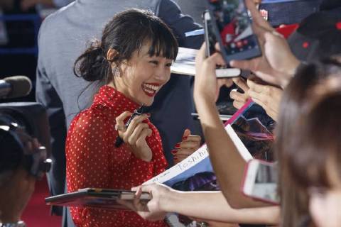 Japanese actress Shiori Kutsuna signs autographs for fans during the Japan Premiere for her film Deadpool 2 on May 29, 2018, Tokyo, Japan. The second installment of the Marvel hit movie will be released in Japan on June 1st.  (gxta_DPool2jp036)