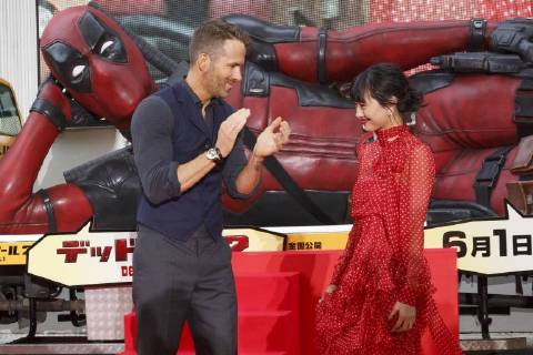 (L to R) Canadian actor Ryan Reynolds and Japanese actress Shiori Kutsuna, attend the Japan Premiere for their film Deadpool 2 on May 29, 2018, Tokyo, Japan. The second installment of the Marvel hit movie will be released in Japan on June 1st.  (gxta_DPool2jp001)