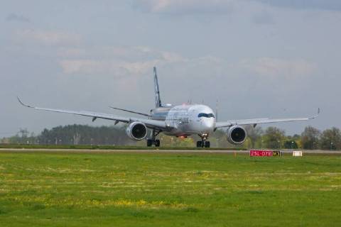 DEU Germany Brandenburg Schönefeld 25 04 2018 ILA Berlin Air Show International Air and Space Exhibition Berlin F WWCF Airbus Industrie Airbus A350 941 Flight demonstration