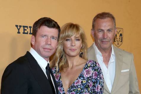 LOS ANGELES, CA - JUNE 11: Taylor Sheridan, Kelly Reilly, Kevin Costner, at the premiere of Yellowstone at Paramount Studios in Los Angeles, California on June 11, 2018. Copyright: xFayexSadoux