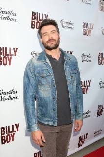 LOS ANGELES - JUN 12: Charlie Weber at the Billy Boy Los Angeles Premiere at the Laemmle Music Hall on June 12, 2018 in Beverly Hills, CA  Copyright: xKathyxHutchinsx xIPAx xHutchinsxPhotox