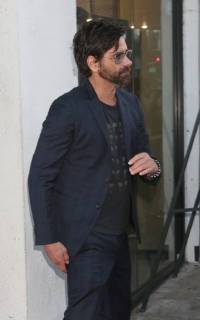 LOS ANGELES - JUN 12: John Stamos at the Billy Boy Los Angeles Premiere at the Laemmle Music Hall on June 12, 2018 in Beverly Hills, CA  Copyright: xKathyxHutchinsx xIPAx xHutchinsxPhotox
