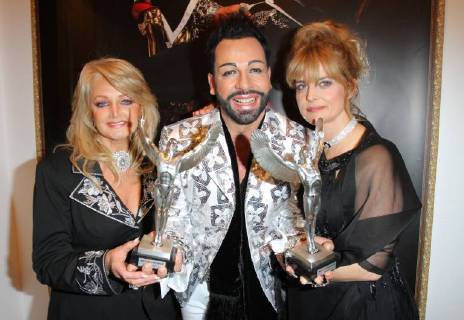 Gloeckler Party 29 11 2009 Singer Bonnie Tyler Gaynor Hopkins Fashion Designer Harald Gloeckler Glöckler Glööckler Nastassja Kinski nastassja Aglaia Nakszynski at the first ceremony of his Harald Glöckler Engel as part of his Christmast Party in his Show Room Heerstrasse 2 Berlin 29 11 2009