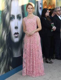 Premiere du film Sharp Objects . 26 June 2018 - Hollywood, California - Eliza Scanlen. HBO s Sharp Objects Los Angeles Premiere held at the Cinerama Dome. Photo Credit: Birdie Thompson AdMedia 227902 2018-06-26 CA Hollywood Etats-Unis  Copyright: xBirdiexThompson AdMediax STAR_227902_015
