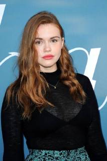 Holland Roden at the Sharp Objects HBO Series Premiere on 26 06 2018 in Los Angeles Sharp Objects HBO Series Premiere in Hollywood Los Angeles 2018
