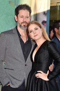 Amy Adams and her husband Darren Le Gallo at the Sharp Objects HBO Series Premiere on 26 06 2018 in Los Angeles Sharp Objects HBO Series Premiere in Hollywood Los Angeles 2018