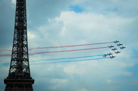 Mission Impossible - Fallout Premiere in Paris repetitions de la patrouille de France CELEBRITES : Avant Premiere Fall Out - Mission Impossible - Paris - 12 07 2018 JBAutissier Panoramic 