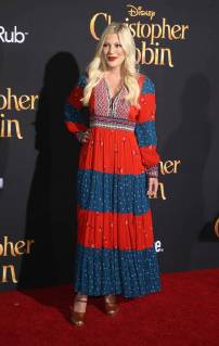 30 July 2018- Burbank, California - Tori Spelling. Premiere Of Disney s Christopher Robin held at Walt Disney Studios Los Angeles at Beverly Hills. Photo Credit: Faye Sadou AdMedia 228948 2018-07-30 CA Burbank Etats-Unis  Copyright: xAdMediax STAR_228948_019