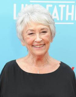 July 31, 2018 - Hollywood, California, U.S. - Mary Looramattends The Los Angeles Premiere of LIKE FATHER held at the Arclight Theater in Hollywood, California on July 31, 2018. 2018 Hollywood U.S. - ZUMAl86_ 20180731_zaf_l86_005 Copyright: xDavexLongendykex