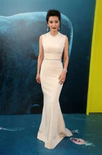 HOLLYWOOD, CA - August 6: Li Bingbing, at Warner Bros. Pictures And Gravity Pictures Premiere Of The Meg at TCL Chinese Theatre IMAX in Hollywood, California on August 6, 2018. Copyright: xFayexSadoux