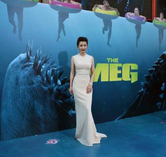 Cast member Li Bingbing attends the premiere of the sci-fi motion picture thriller The Meg at TCL Chinese Theatre in the Hollywood section of Los Angeles on August 6, 2018. Storyline: After escaping an attack by what he claims was a 70-foot shark, Jonas Taylor must confront his fears to save those trapped in a sunken submersible.  LAP2018080603 JIMxRUYMEN