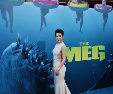 Cast member Li Bingbing attends the premiere of the sci-fi motion picture thriller The Meg at TCL Chinese Theatre in the Hollywood section of Los Angeles on August 6, 2018. Storyline: After escaping an attack by what he claims was a 70-foot shark, Jonas Taylor must confront his fears to save those trapped in a sunken submersible.  LAP2018080604 JIMxRUYMEN