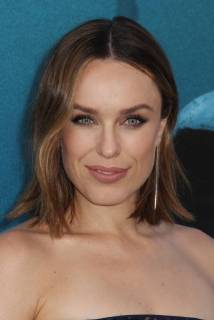 Jessica McNamee 08 06 2018 The U.S. Premiere of The MEG held at the TCL Chinese Theater in Los Angeles, CA  Copyright: xIzumixHasegawax 33647_138HNW