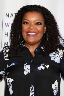 LOS ANGELES - SEP 15: Yvette Nicole Brown at the Women Making History Awards 2018 at the Beverly Hilton Hotel on September 15, 2018 in Beverly Hills, CA  Copyright: xHutchinsxPhotox xIPAx xHutchinsxPhotox