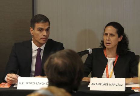 Spanish Prime Minister Pedro Sanchez and international disabilities expert Ana Pelaez (R) speak at the act Violence against women and youngsters with disabilities during the United Nations General Assembly, in New York, United States, 24 September 2018. Violence against women and youngsters with disabilities act in New York !ACHTUNG: NUR REDAKTIONELLE NUTZUNG! Copyright: xBallesterosx NYC05 20180924-636734276998511809