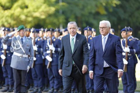 Turkish President Recep Tayyip Erdogan Berlin: Turkish President Recep Tayyip Erdogan will receive military honors at Bellevue Palace. The photo shows the Federal President Frank-Walter Steinmeier and the Turkish President Recep Tayyip Erdogan Berlin Berlin-Tiergarten Germany  SimonexKuhlmey