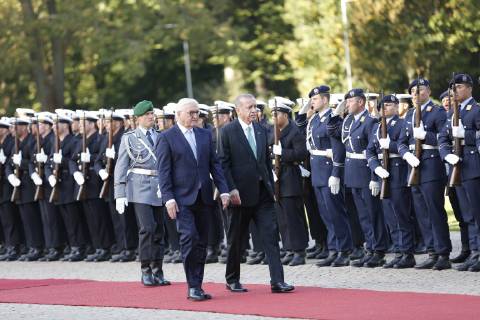 Turkish President Recep Tayyip Erdogan Berlin: Turkish President Recep Tayyip Erdogan will receive military honors at Bellevue Palace. The photo shows the Federal President Frank-Walter Steinmeier and the Turkish President Recep Tayyip Erdogan Berlin Berlin-Tiergarten Germany  SimonexKuhlmey